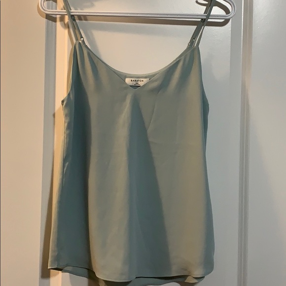 ❌ SOLD ❌ 4 Babaton Blouses - Picture 5 of 8